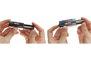 डी बैटरी बनाम।सी बैटरी