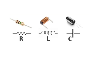 विद्युत सर्किट में प्रतिरोध, इंडक्शन और कैपेसिटेंस को समझना