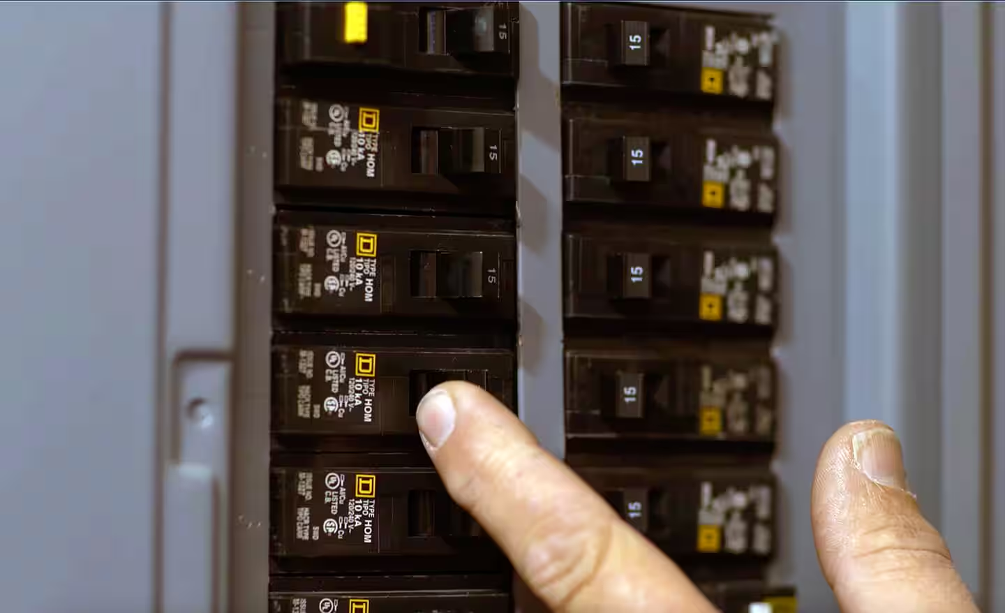 When to Use a Bolt-On Circuit Breaker